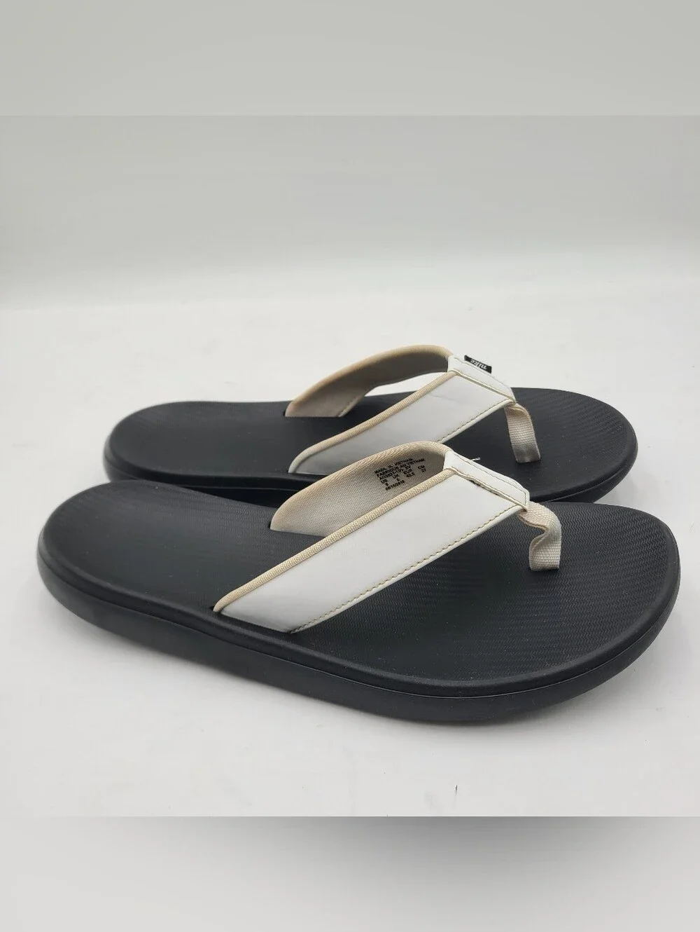 B41 Nike Bella Kai Women's Flip Flop Sandals Black/White AO3622-002 Sz 9